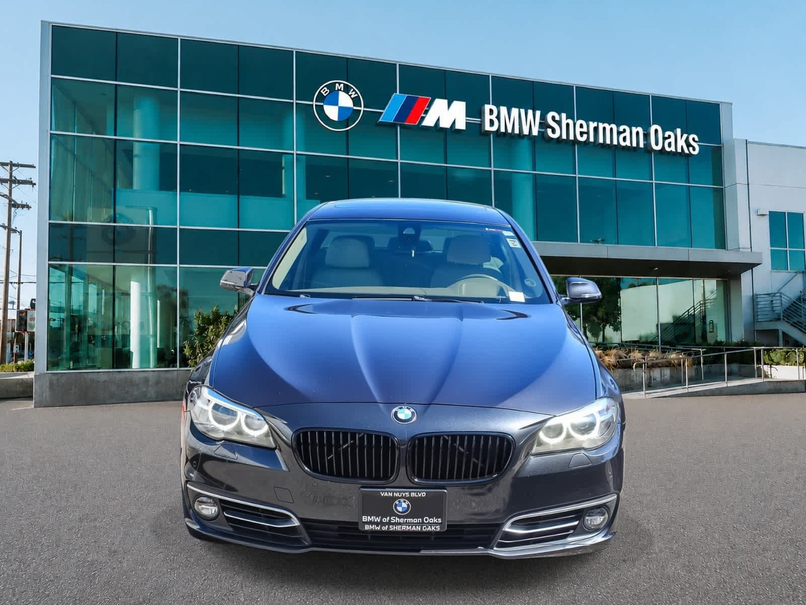 Used 2014 BMW 528i xDrive Sedan AWD/4WD image 2