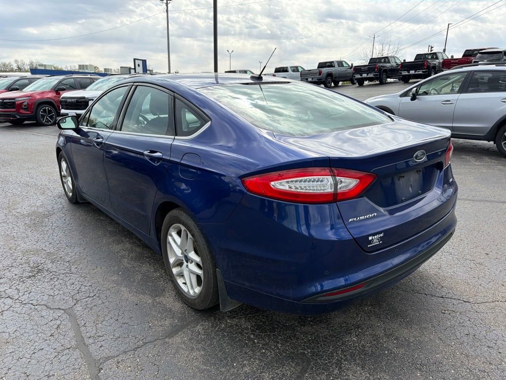 Used 2014 Ford Fusion SE FWD image 5