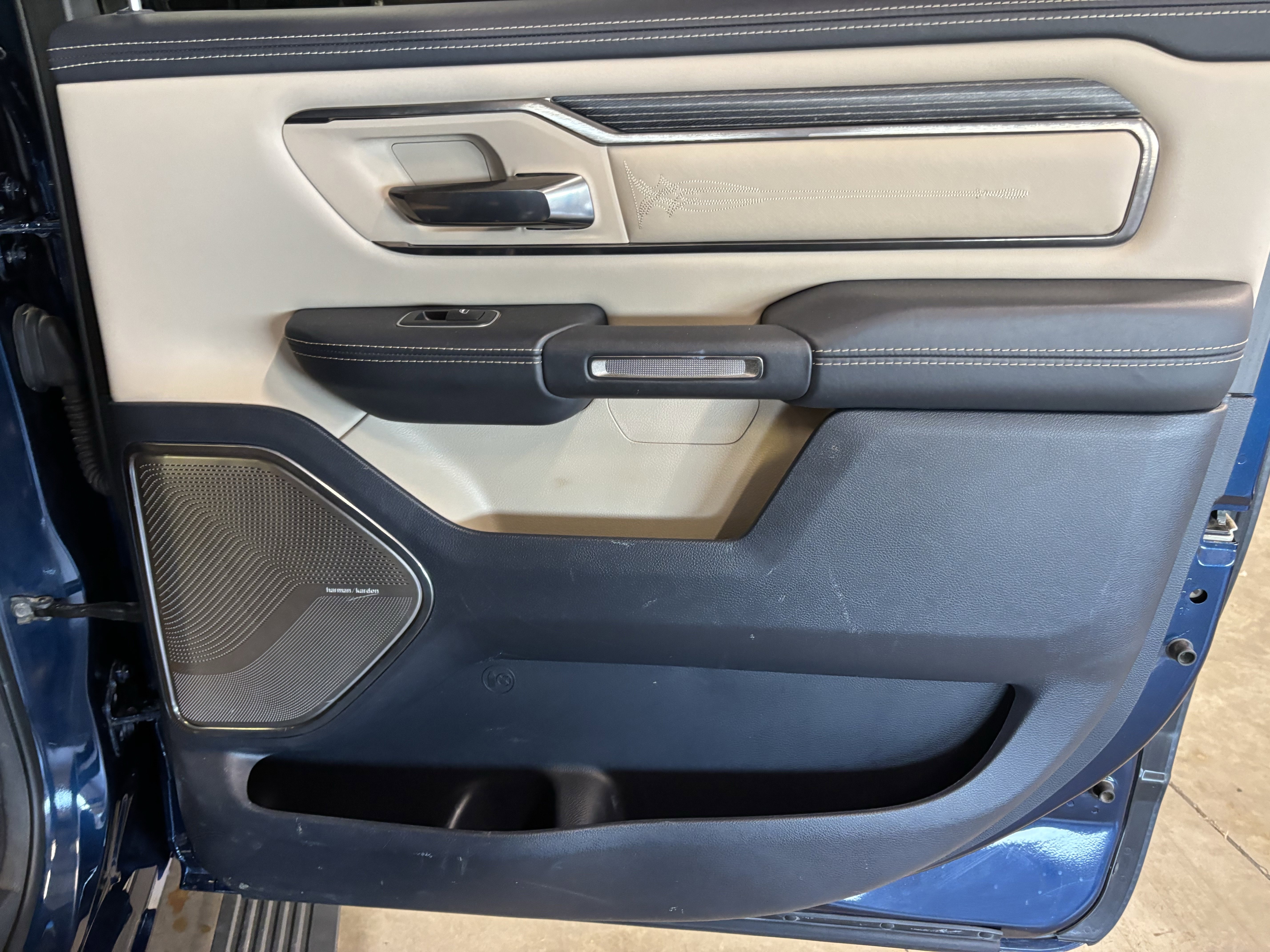 Used 2020 RAM 1500 Limited image 36