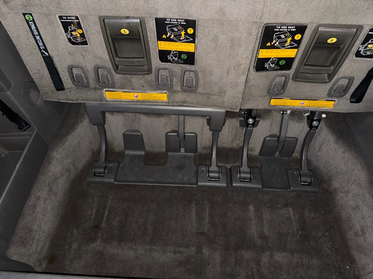 Used 2014 Toyota Sienna XLE FWD image 40