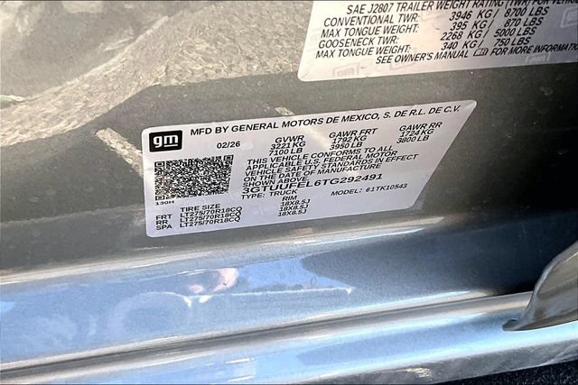New 2026 GMC Sierra 1500 AT4X w/ LPO, Black Badging Package AWD/4WD image 13