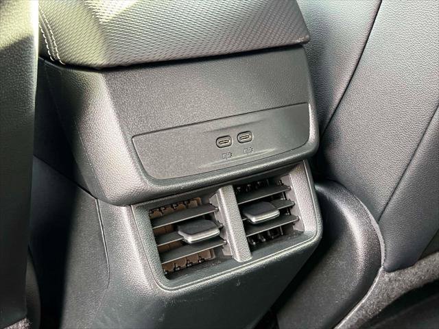 Used 2026 Chevrolet Equinox LT w/ Convenience Package II image 14