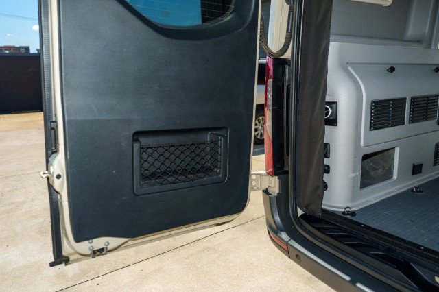 Used 2024 Mercedes-Benz Sprinter 2500 image 38
