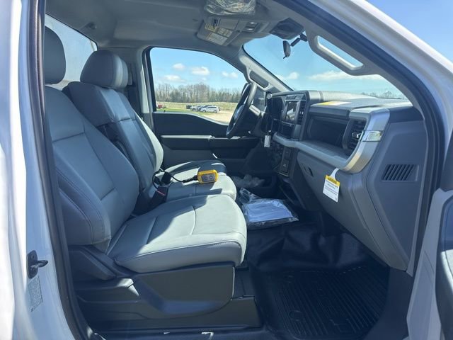 New 2026 Ford F600 4x4 Regular Cab Super Duty w/ XL Chrome Package image 13