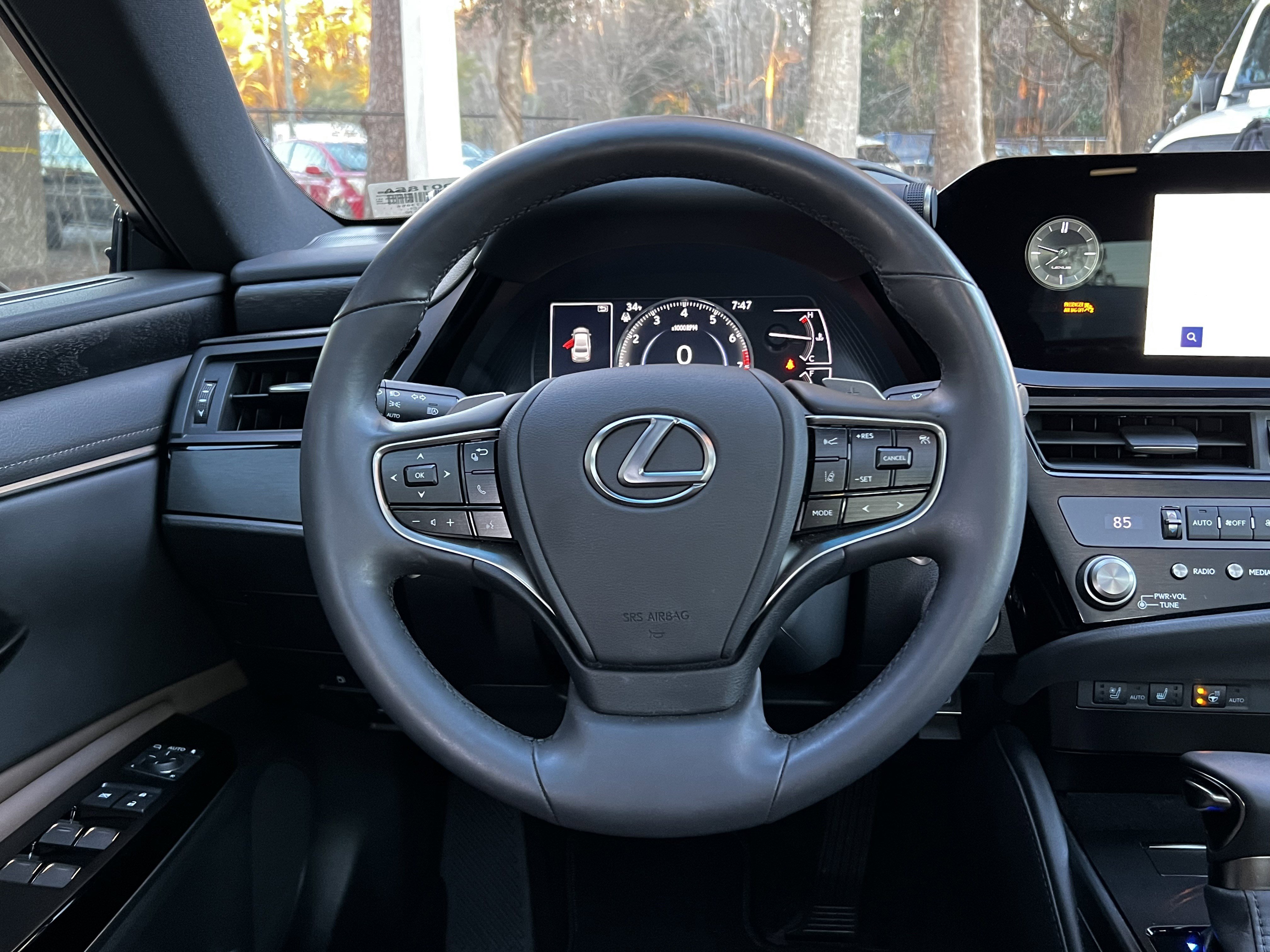 Used 2024 Lexus ES 350 w/ Premium Package image 33