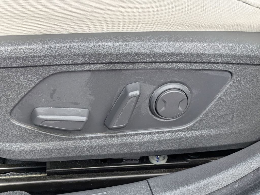 Used 2025 Hyundai Sonata SEL FWD image 18