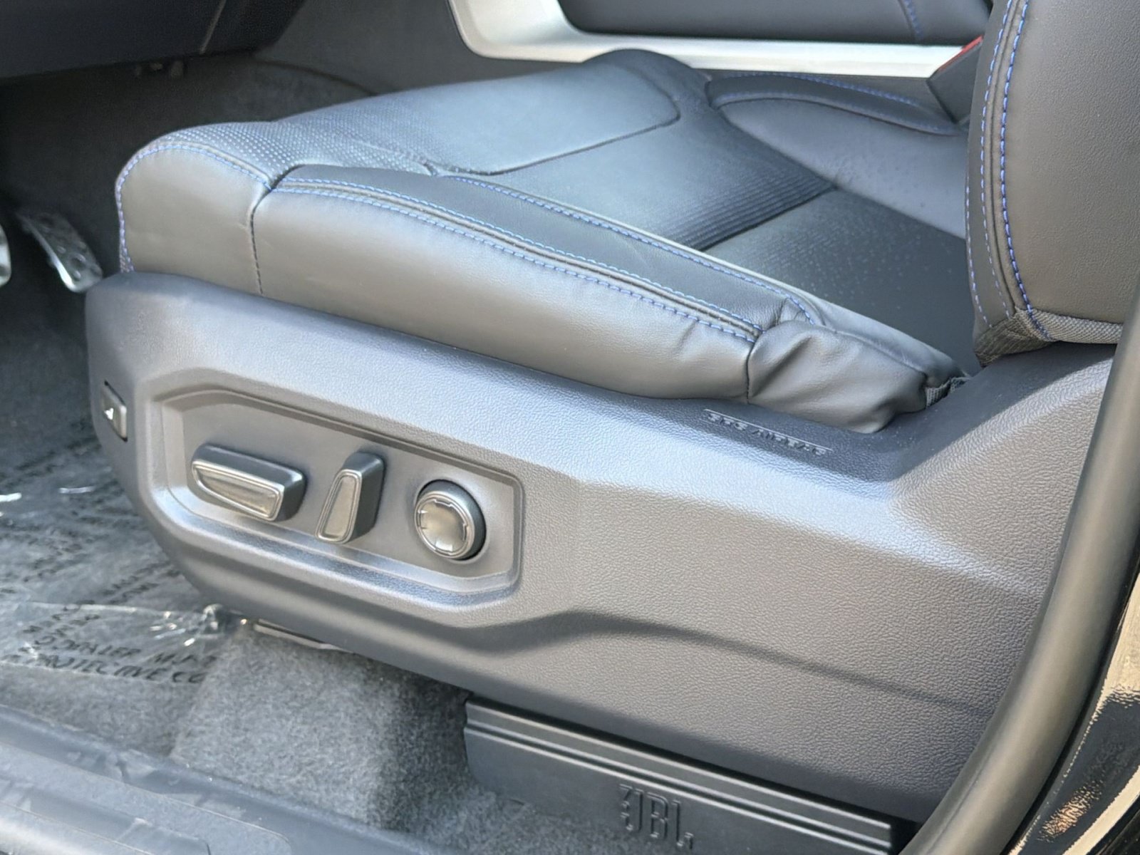 New 2026 Toyota Sequoia Platinum AWD/4WD image 10