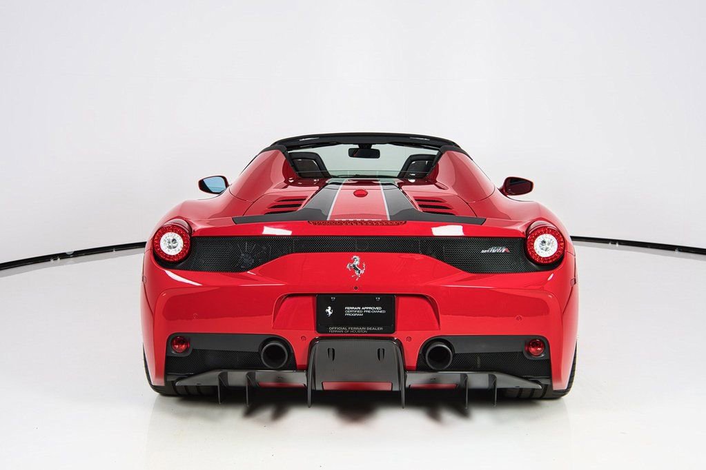 Used 2015 Ferrari 458 Speciale A image 11