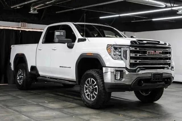 Used 2022 GMC Sierra 2500 SLE w/ SLE Convenience Package image 8