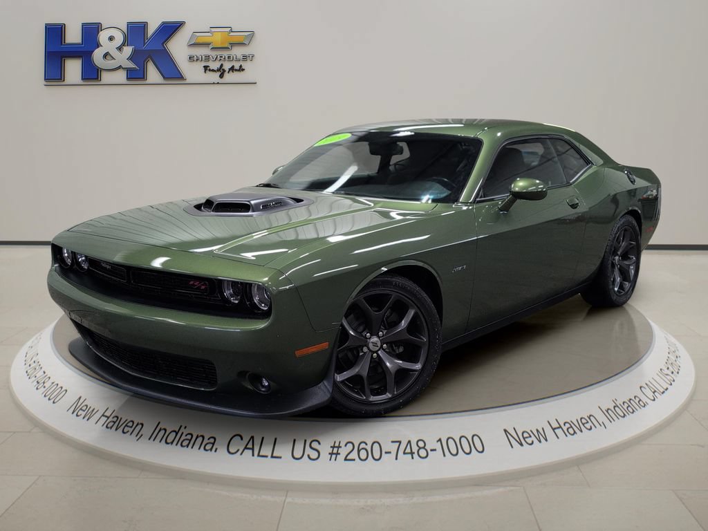 Used 2019 Dodge Challenger R/T w/ Shaker Package RWD image 3