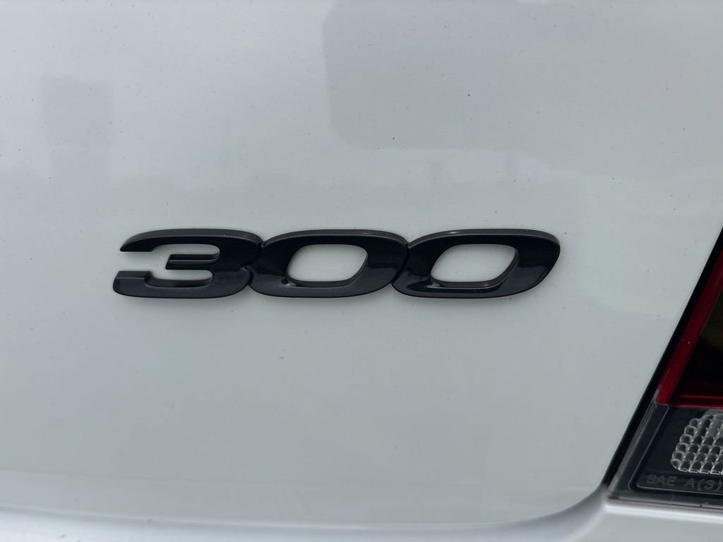 Used 2023 Chrysler 300 Touring L w/ Popular Equipment Group RWD image 29