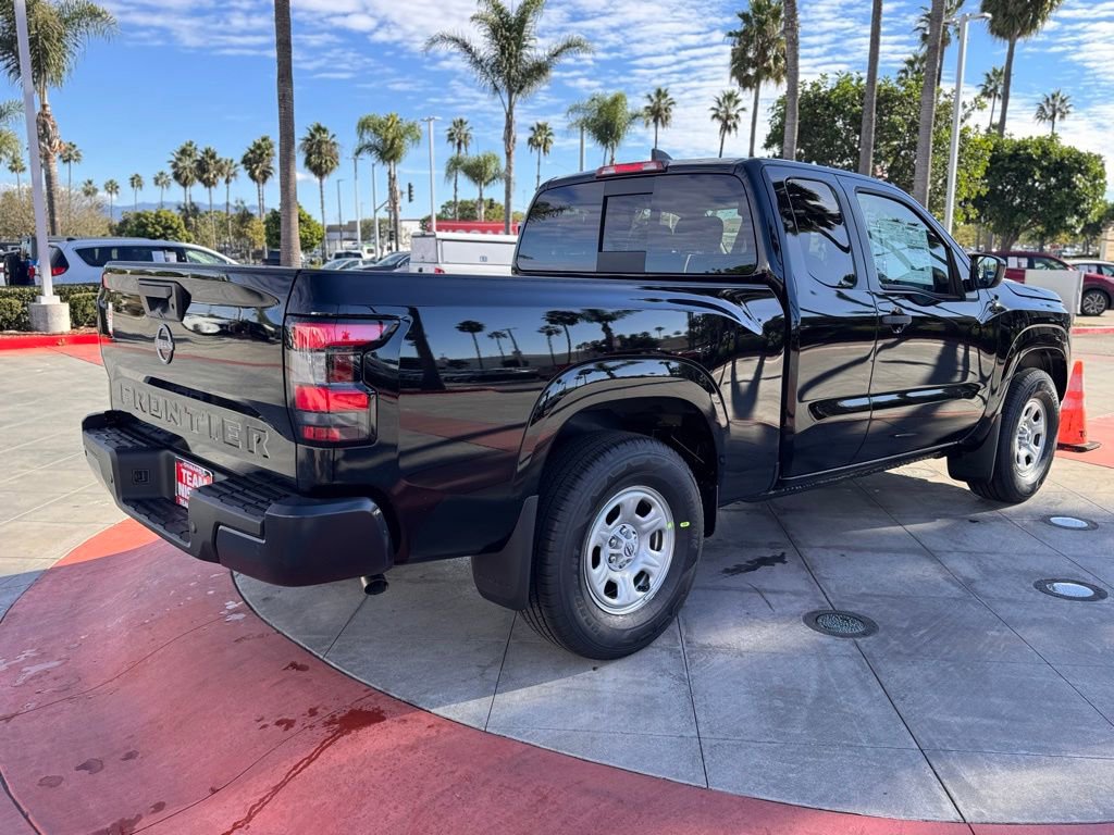 New 2026 Nissan Frontier S image 7