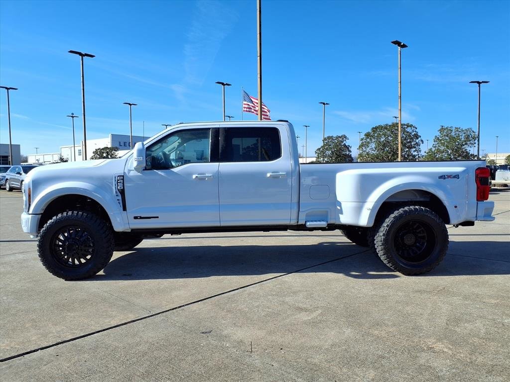 Used 2026 Ford F450 Lariat image 3