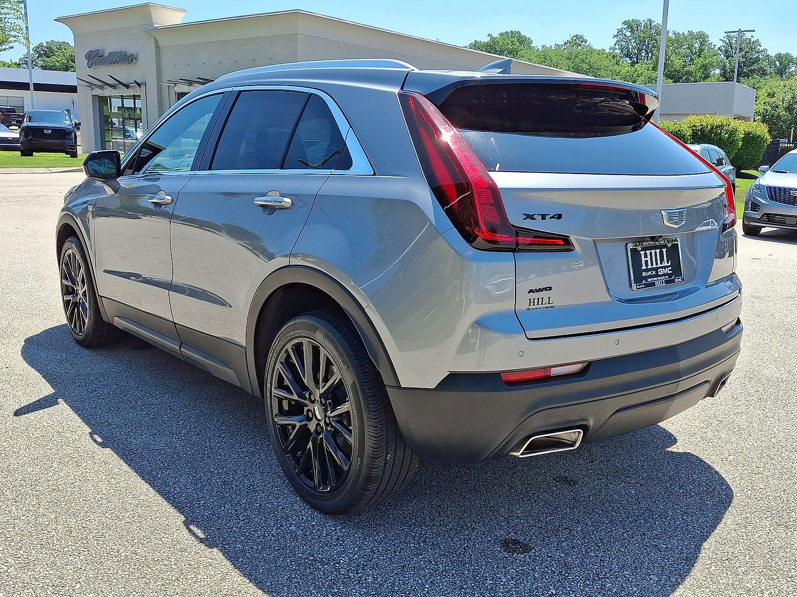 Used 2023 Cadillac XT4 Luxury w/ LPO, Onyx Lite Package AWD/4WD image 22
