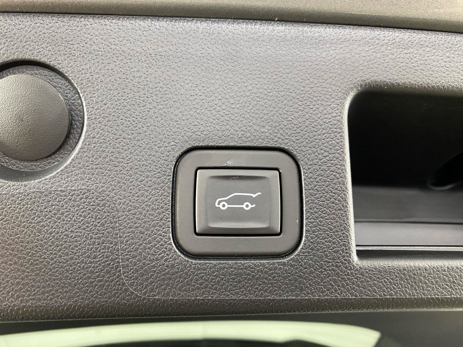 Used 2026 Chevrolet Equinox RS w/ Safety and Technology Package AWD/4WD image 27