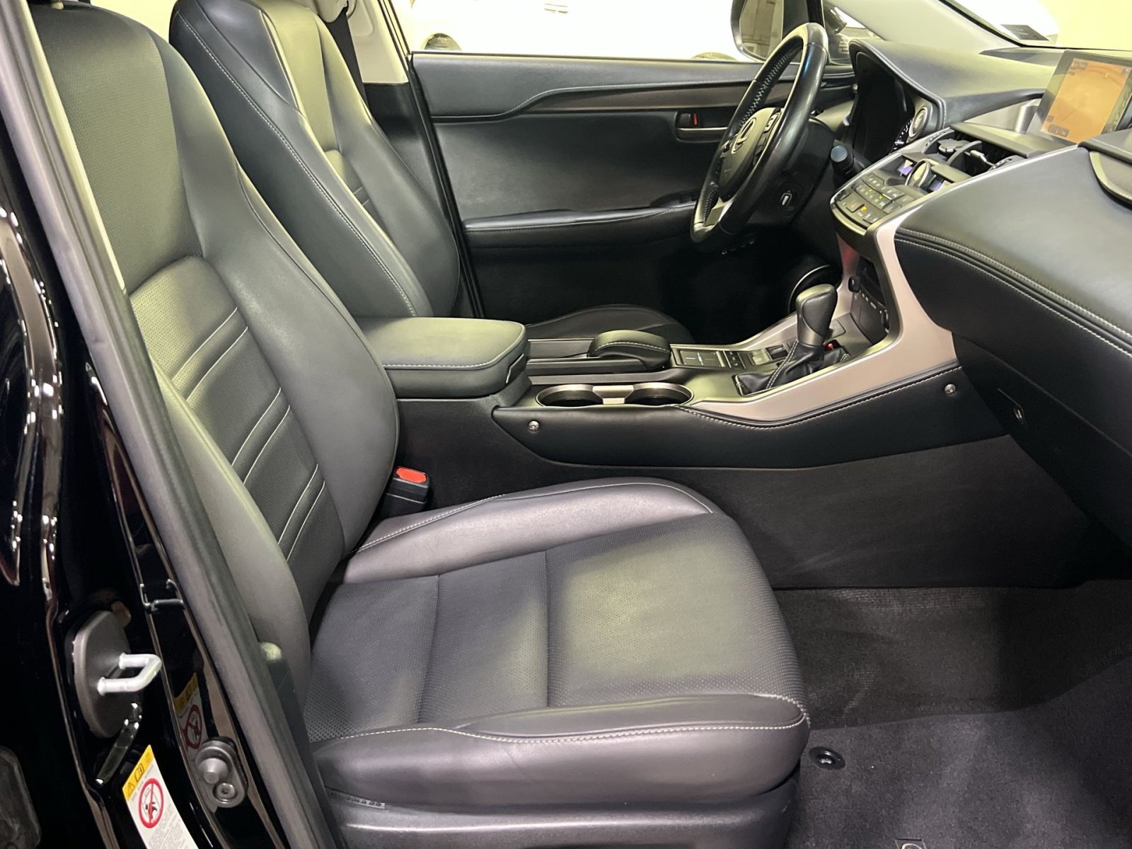 Used 2016 Lexus NX 200t FWD w/ Premium Package image 28
