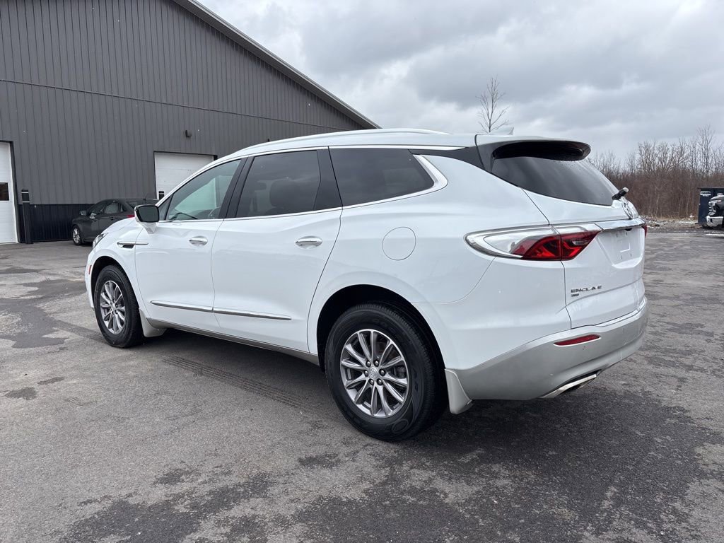 Used 2022 Buick Enclave Essence w/ Trailering Package, 5000 lbs. image 5