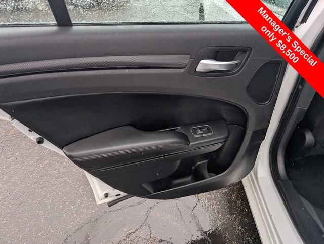 Used 2013 Chrysler 300 S AWD/4WD image 10
