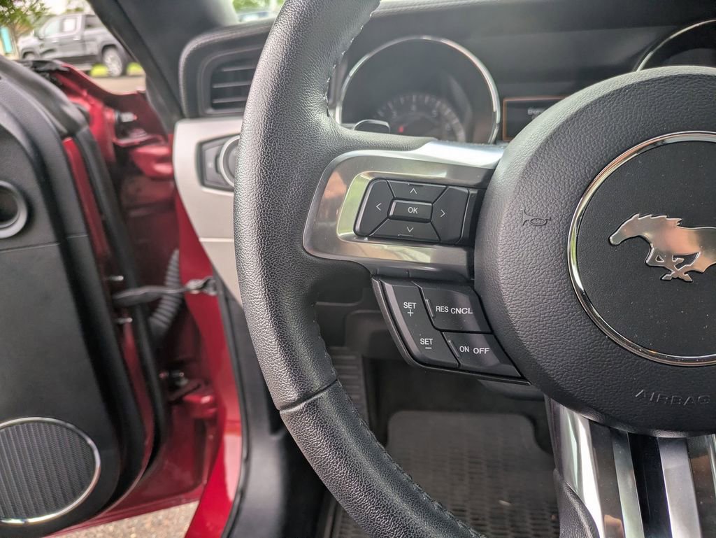 Used 2016 Ford Mustang Premium RWD image 13