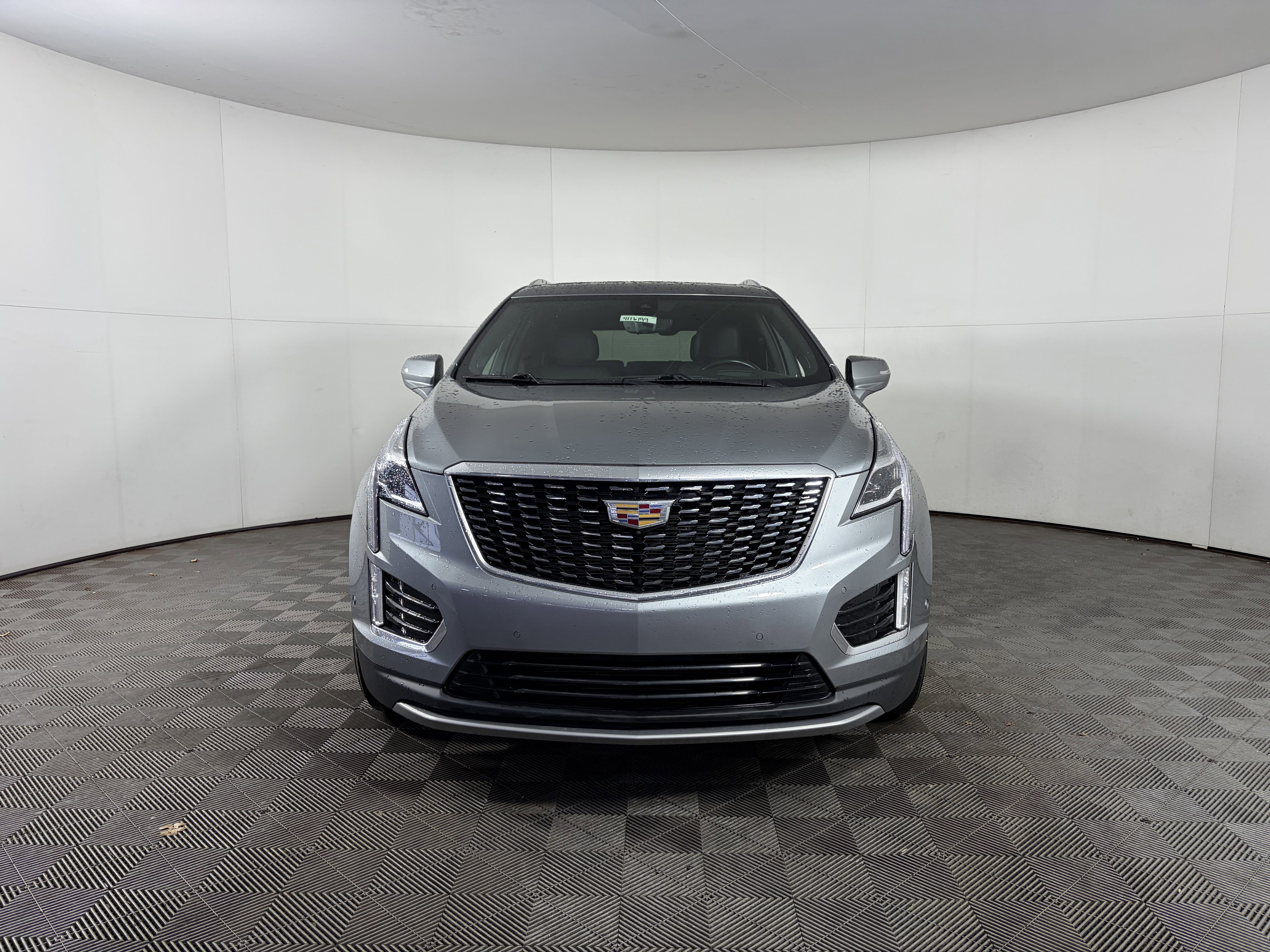 Certified 2023 Cadillac XT5 Premium Luxury w/ Technology Package image 2