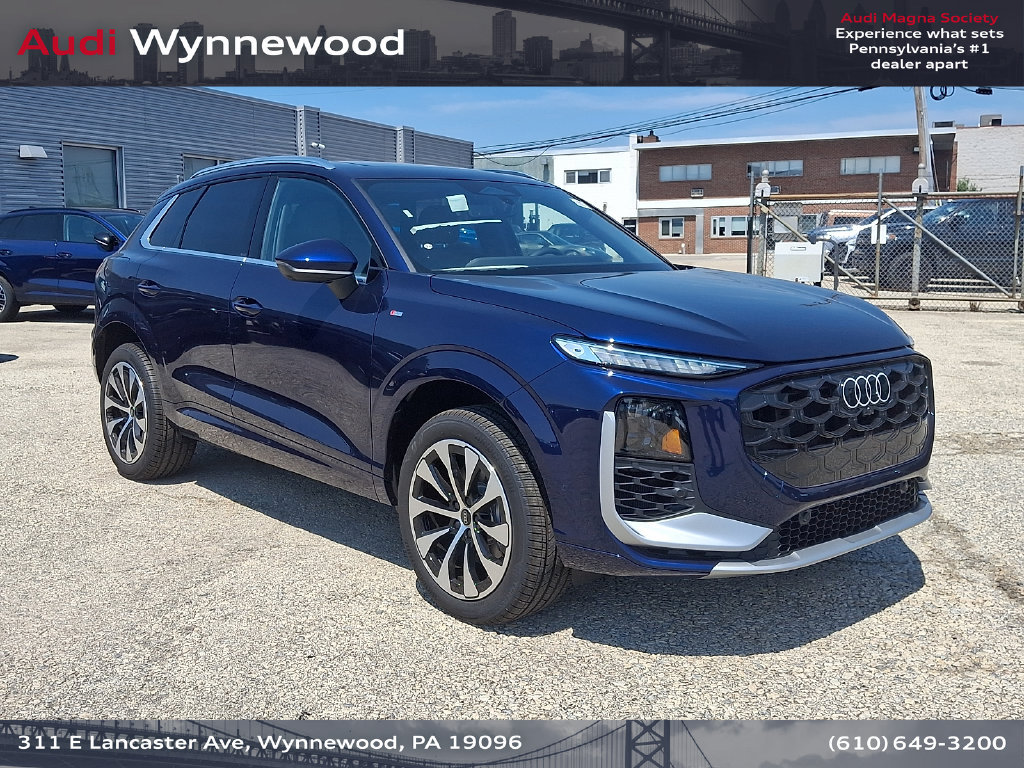 New 2026 Audi Q3 quattro 2.0T AWD/4WD image 1