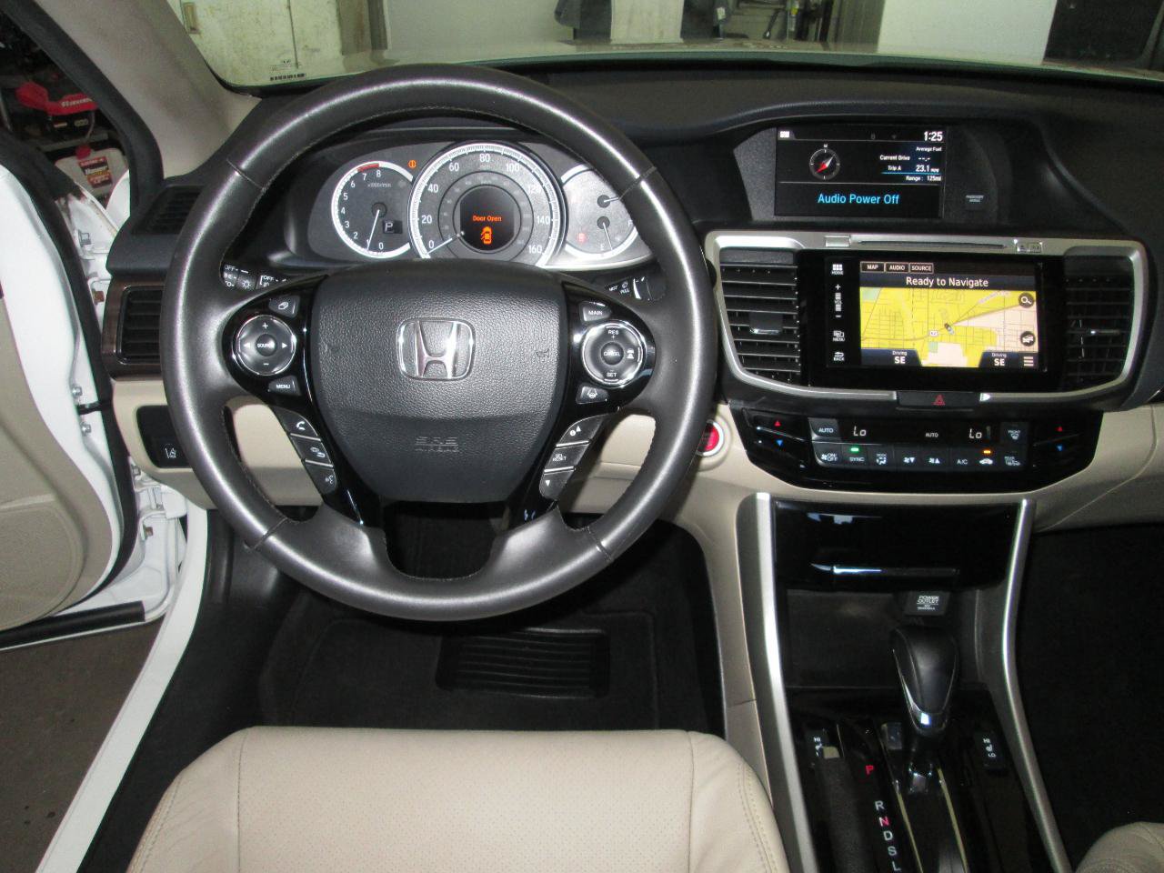Used 2017 Honda Accord EX-L image 23