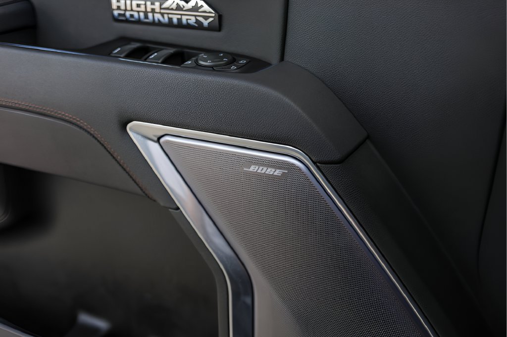 Certified 2025 Chevrolet Silverado 1500 High Country w/ High Country Premium Package AWD/4WD image 23