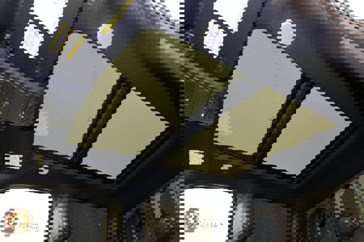 Used 2022 Ford F150 Raptor w/ Equipment Group 801A High AWD/4WD image 13