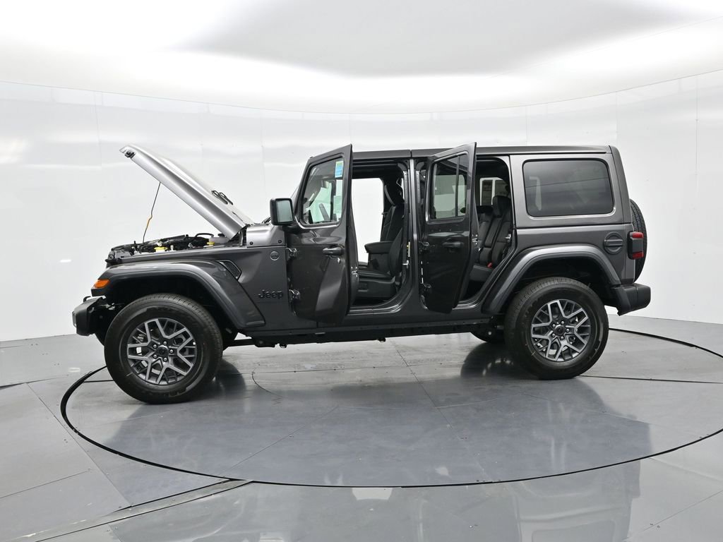 New 2025 Jeep Wrangler Sahara image 26