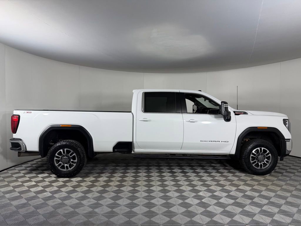 Used 2024 GMC Sierra 3500 SLE w/ SLE Convenience Package image 5