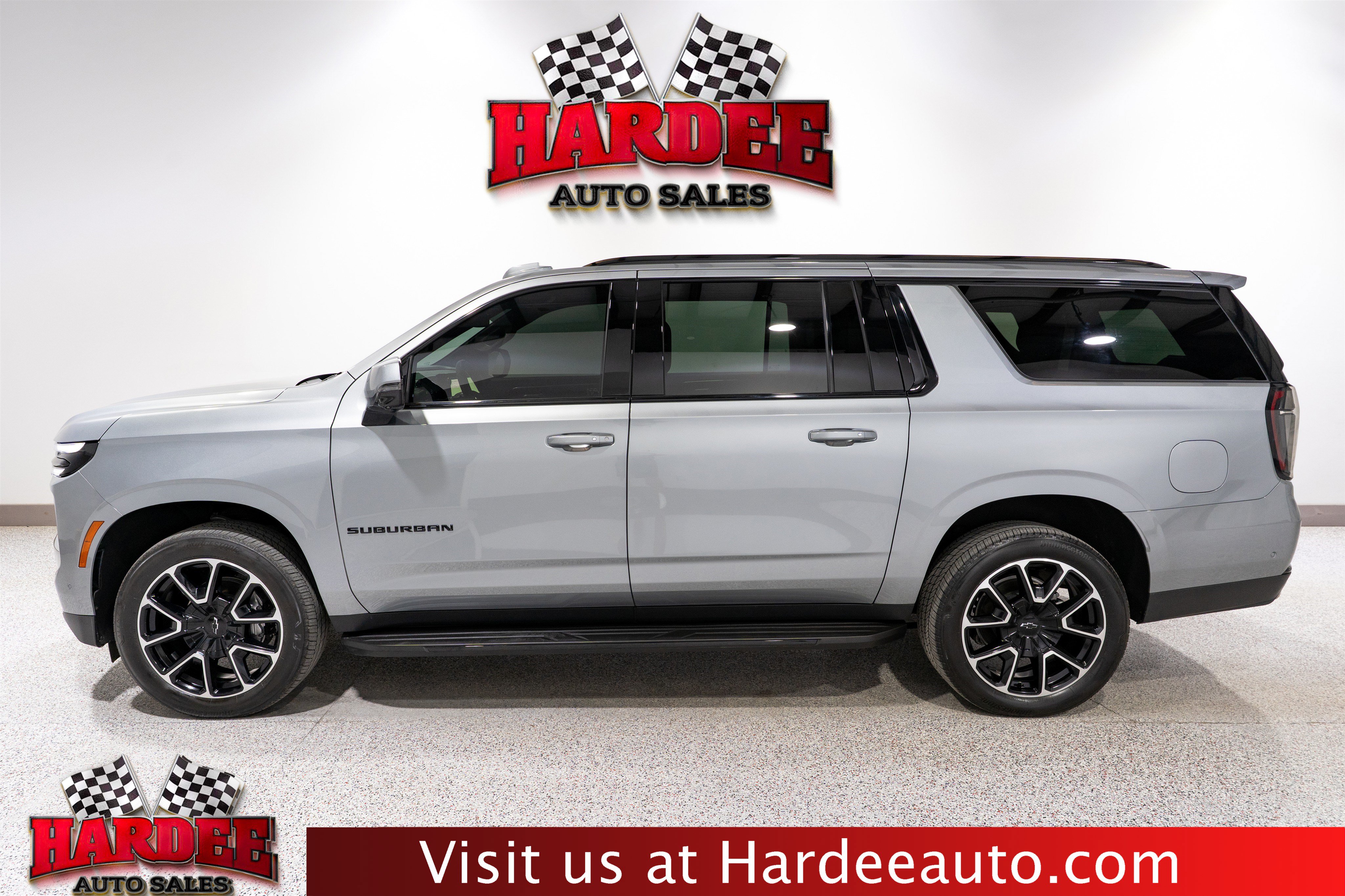 Used 2025 Chevrolet Suburban RST w/ Comfort Package