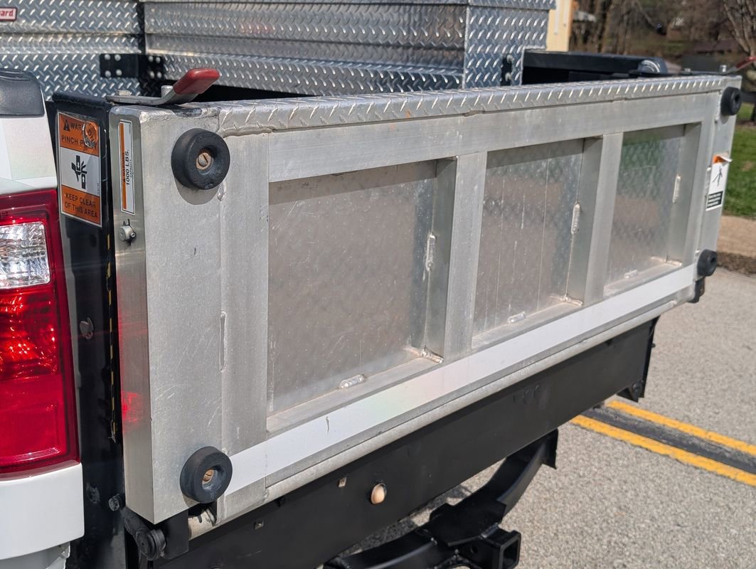 Used 2012 Ford F350 XL w/ Skid Plate Pkg image 32