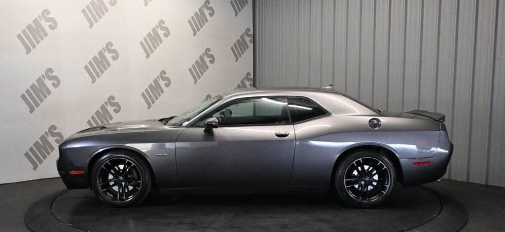 Used 2015 Dodge Challenger R/T Plus RWD image 8