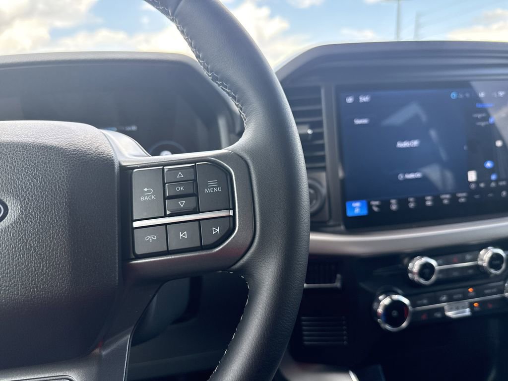 New 2025 Ford F150 Lightning XLT image 17