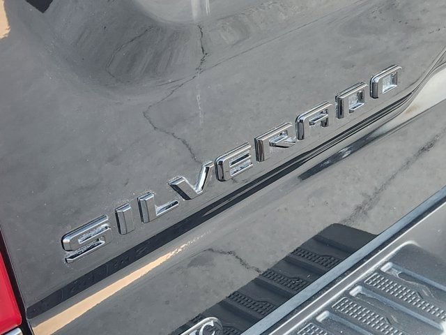 Certified 2025 Chevrolet Silverado 1500 RST w/ LPO, Dark Essentials Package image 9