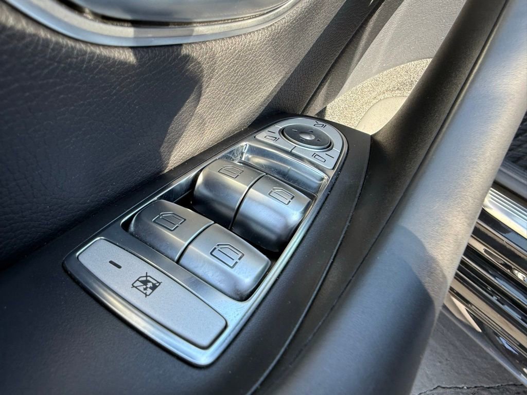 Used 2023 Mercedes-Benz AMG GT 43 image 19