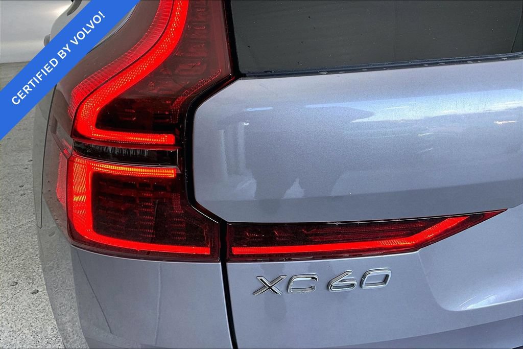 Used 2026 Volvo XC60 B5 Plus AWD/4WD image 34