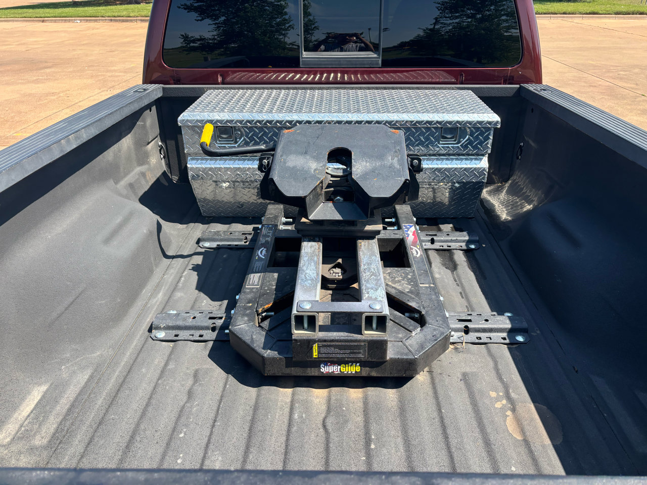 Used 2010 Ford F250 Lariat image 36