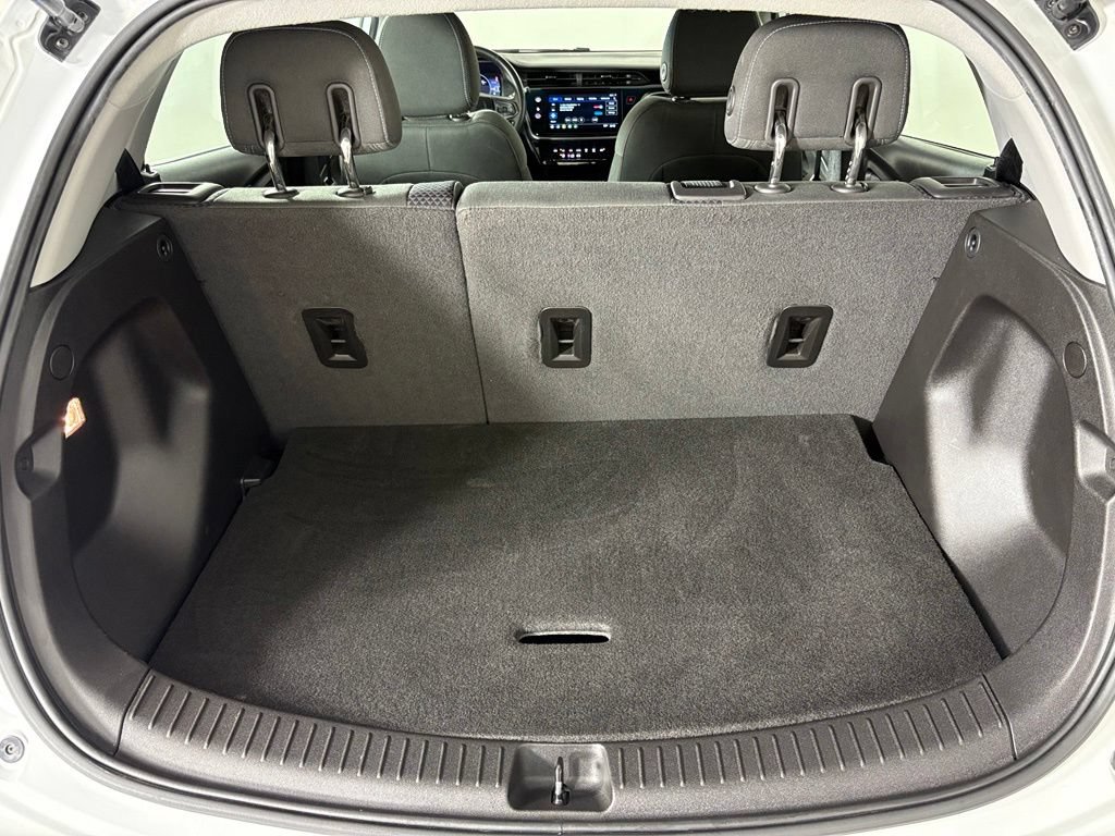 Certified 2023 Chevrolet Bolt LT w/ Driver Confidence Package FWD image 40