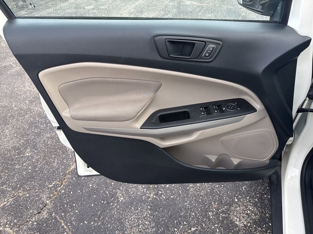Used 2020 Ford EcoSport S image 27