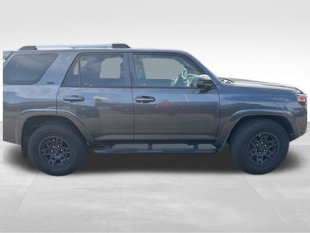 Used 2021 Toyota 4Runner SR5 image 5