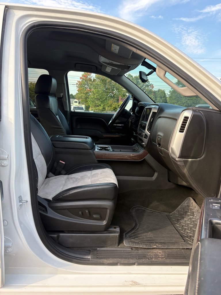 Used 2014 GMC Sierra 1500 SLE w/ SLE Value Package AWD/4WD image 12