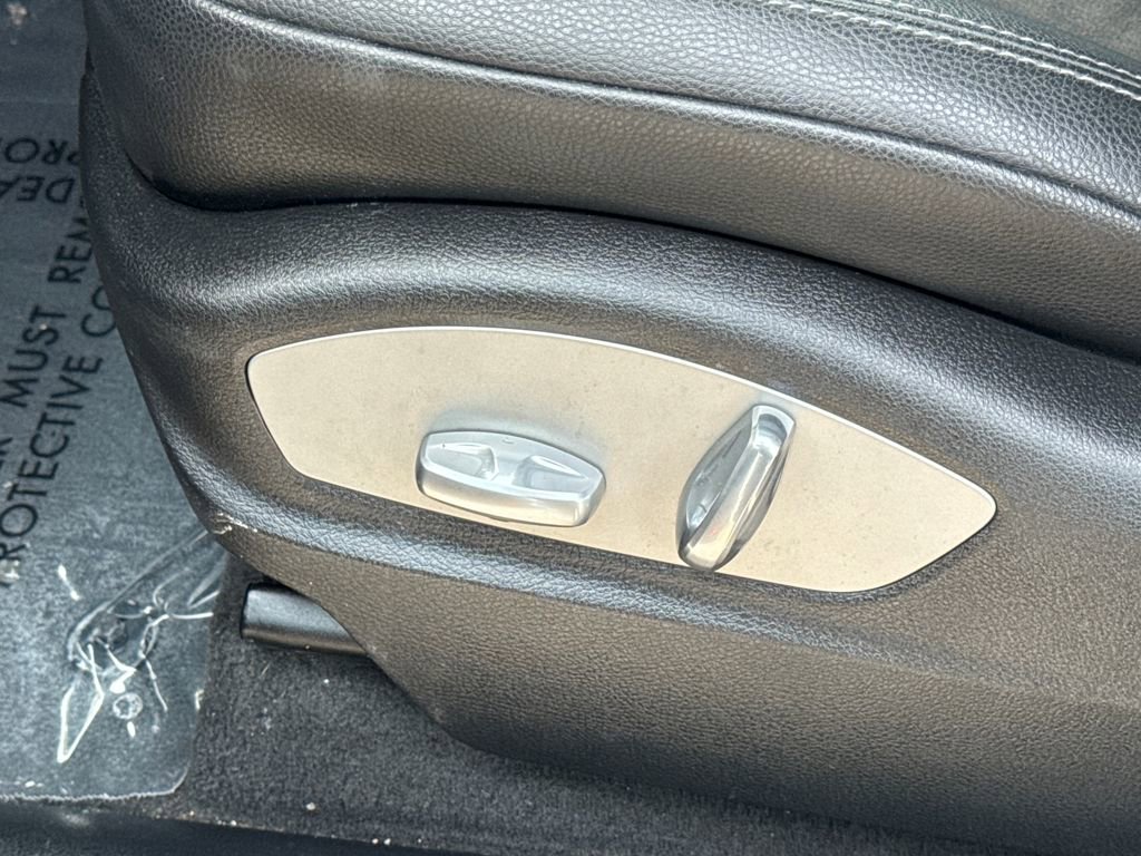 Used 2019 Porsche Macan Base image 51