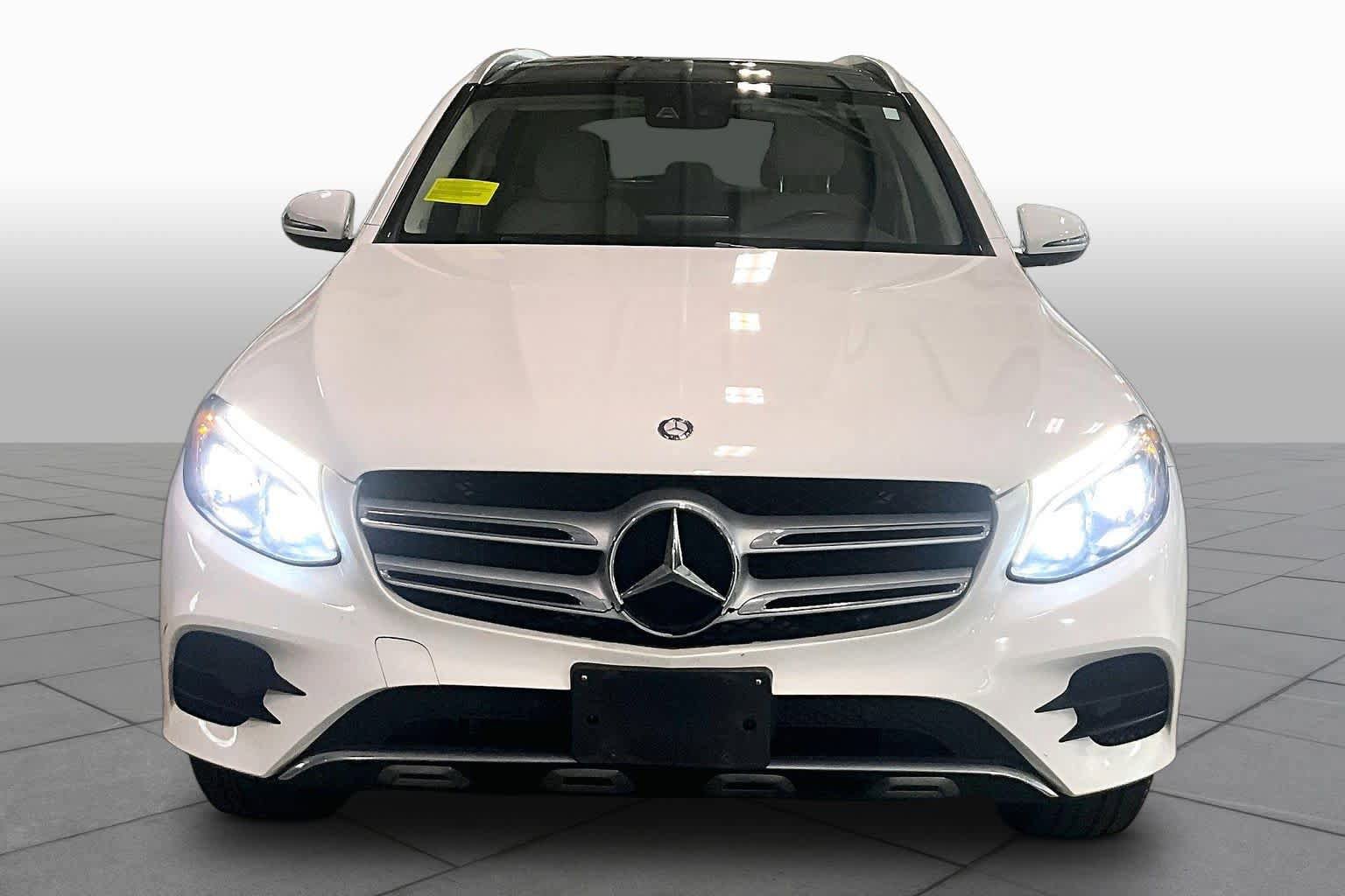 Used 2016 Mercedes-Benz GLC 300 4MATIC image 4