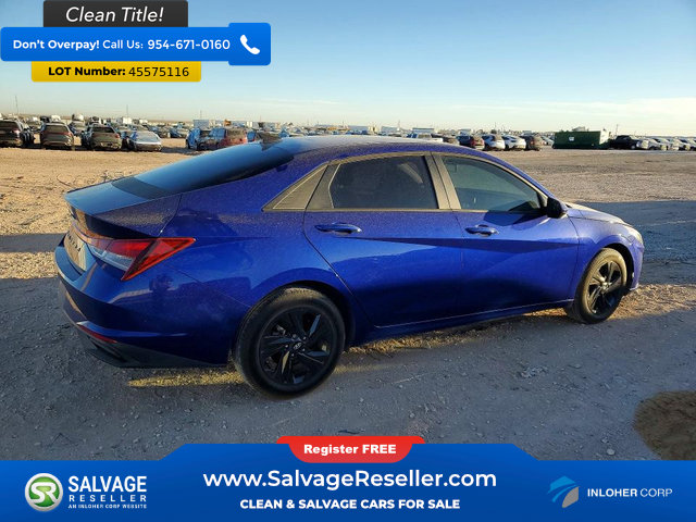 Used 2022 Hyundai Elantra SEL w/ Convenience Package FWD image 4