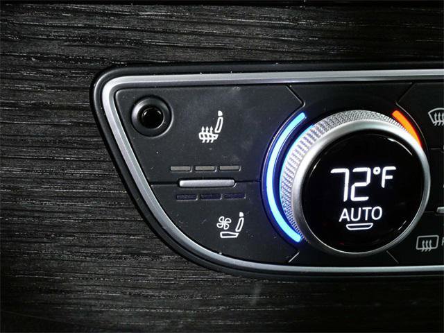 Used 2017 Audi Q7 3.0T Prestige w/ Prestige Package image 23