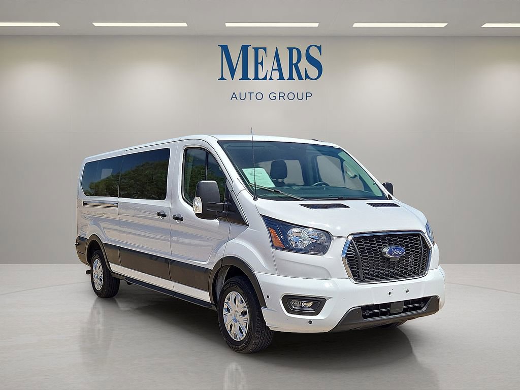 Used 2024 Ford Transit 350 XLT RWD image 7