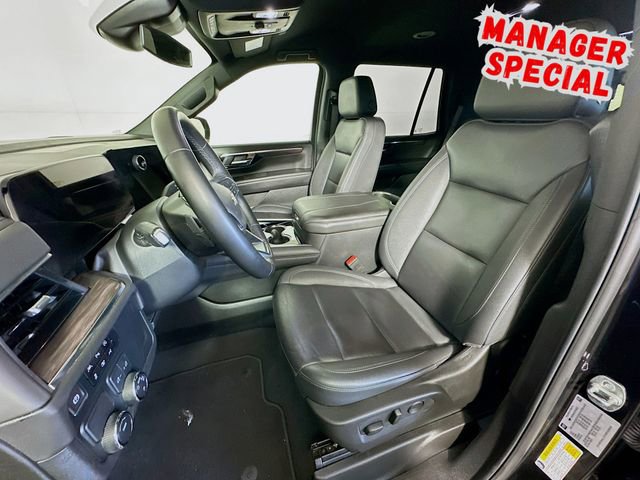 Used 2025 Chevrolet Tahoe LT RWD image 12