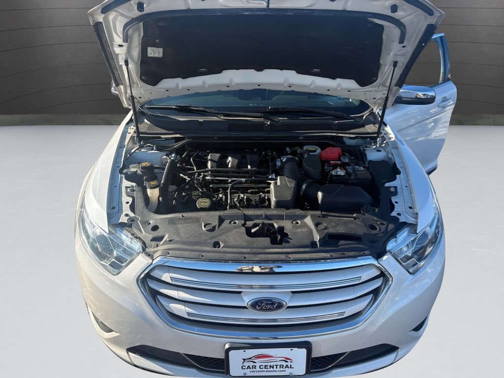 Used 2019 Ford Taurus Limited image 27