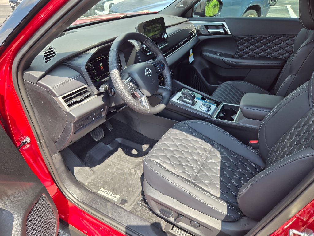 New 2026 Nissan Rogue Platinum AWD/4WD image 13
